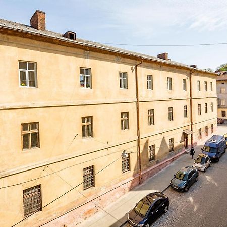 Medova Apartment Lviv Bagian luar foto