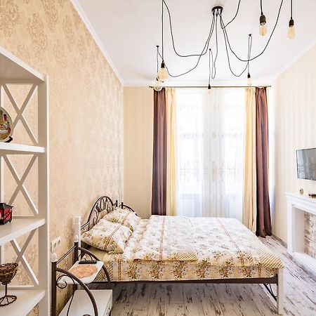 Medova Apartment Lviv Bagian luar foto