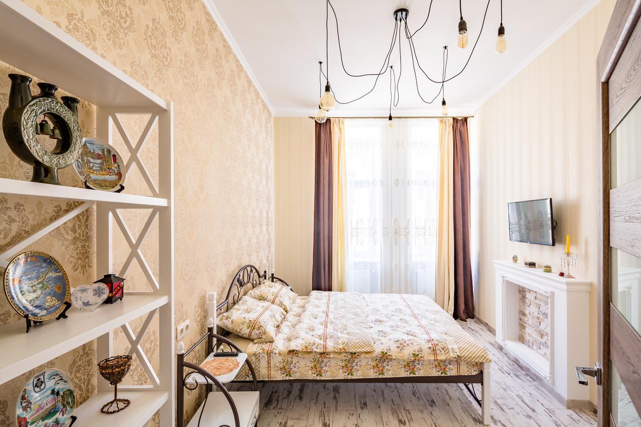 Medova Apartment Lviv Bagian luar foto